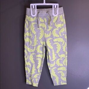 Baby Gap Gray and green toddlers Crocodile Print Bottoms size 2 years